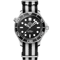 Seamaster Diver 300M 42&nbsp;mm, acier sur bracelet NATO - 21032422001005
